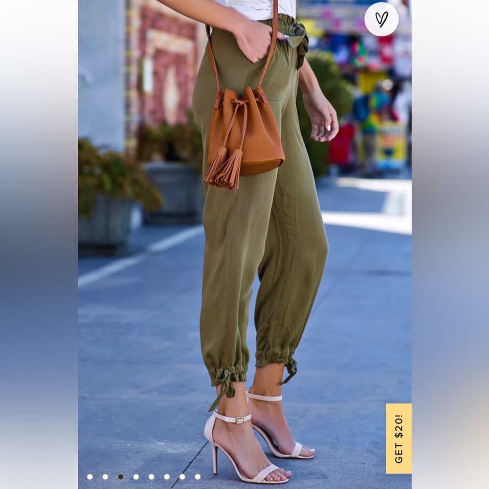 Lulu’s Sebastian Olive Green Pants